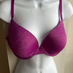 Victoria’s Secret uplift semi Demi 32 triple D